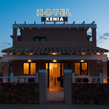 Xenia Hotel วิลลัสซีมีอุส ภายนอก รูปภาพ